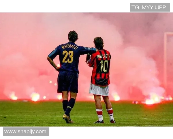 足球场上的传奇瞬间与明星们的经典语录汇聚成的激情篇章